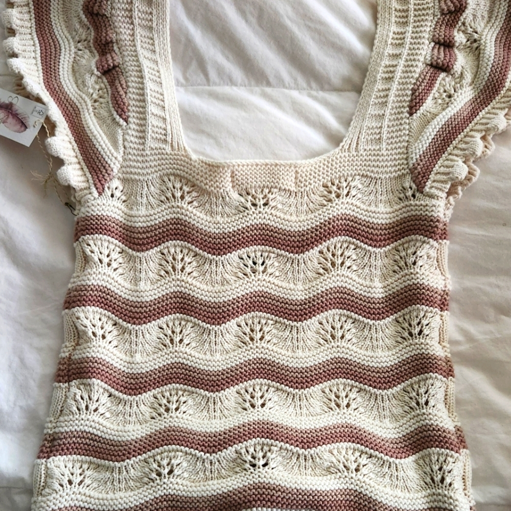 Jessica Simpson Crocheted Top